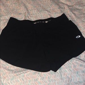 Oakley running shorts !!
